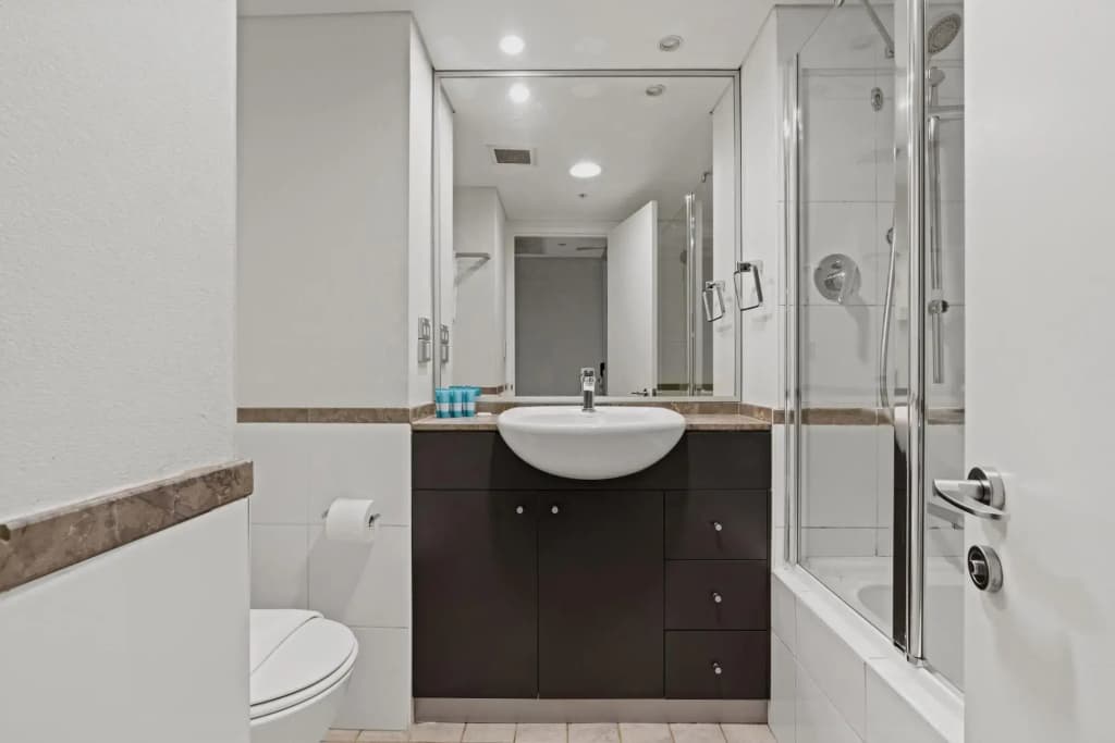 Boutique City Abode in Sydney - photo 7