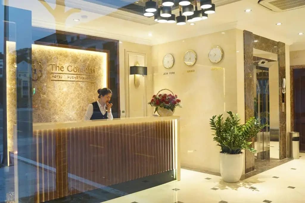 The Confetti Hotel - photo 31