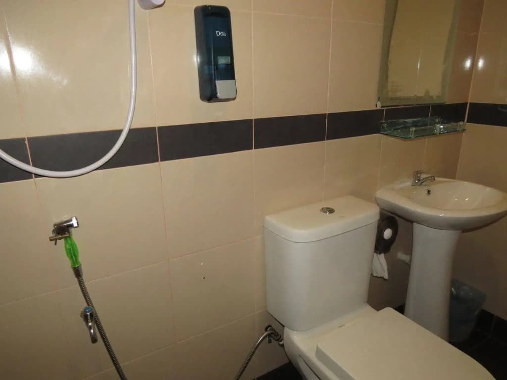 Cactus Inn - photo 9