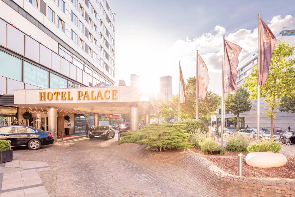 Hotel Palace Berlin - photo 32