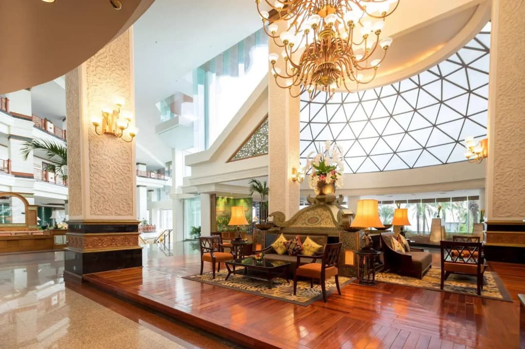 Royal Cliff Grand Hotel Pattaya - photo 2