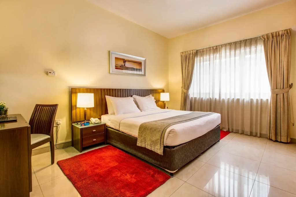 Radiance Premium Suites - photo 3