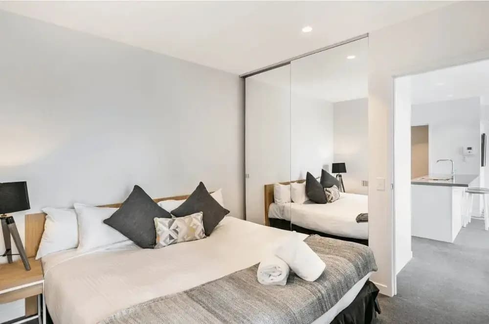Spectacular Three Bedroom Suite - photo 2