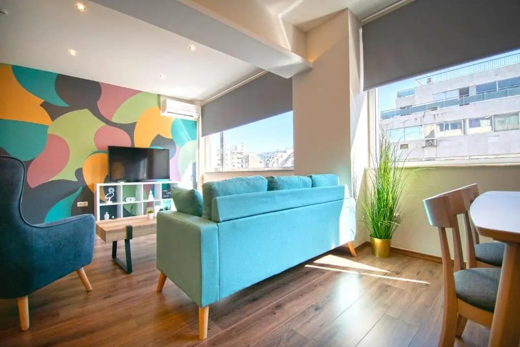 Abstract Flat With Urban View - photo 4