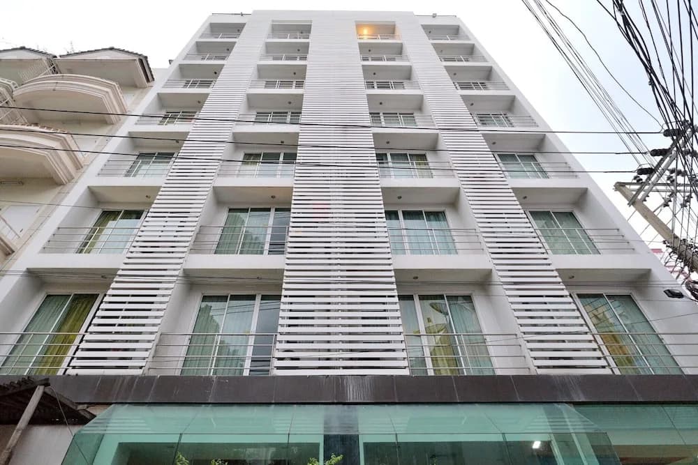 Tori Crown Hotel - main photo
