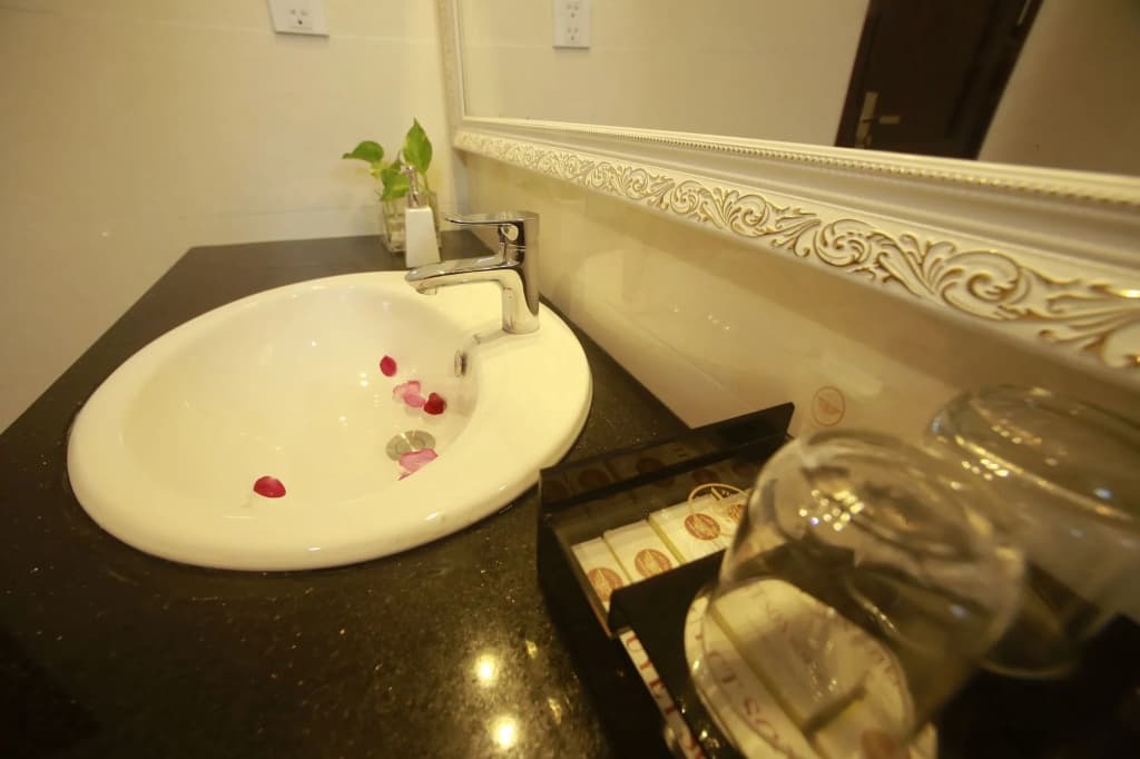 Tuyet Son Hotel - photo 11