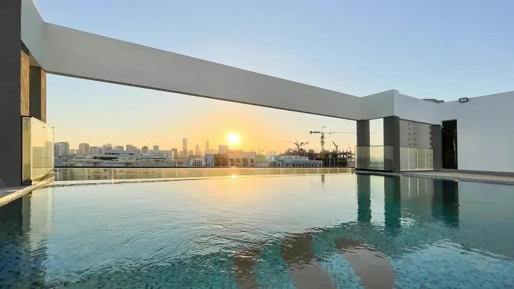 Elite LUX Holiday Homes - Luxe Gardenia 2BR Haven in Arjan Dubai - photo 10