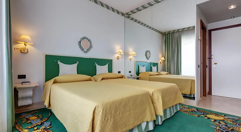 Hotel Aris Garden - photo 6