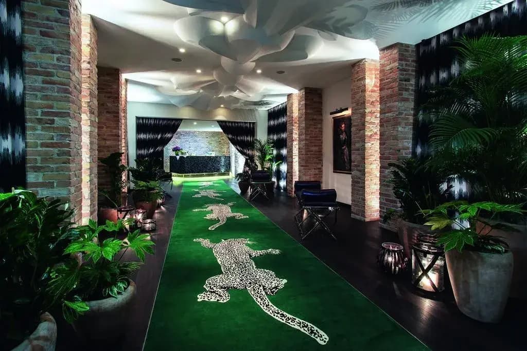 Hotel Zoo Berlin - photo 23