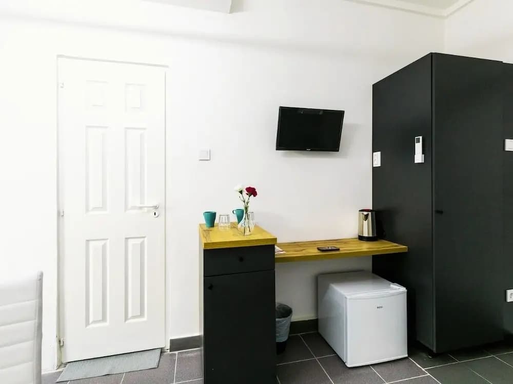 Mariposa Apartments - photo 7