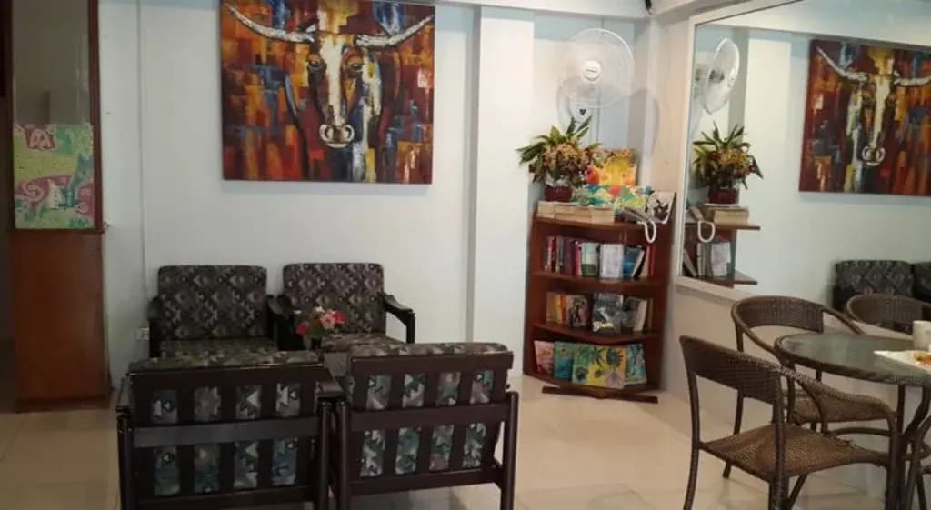 Patong Deli Hotel - photo 11