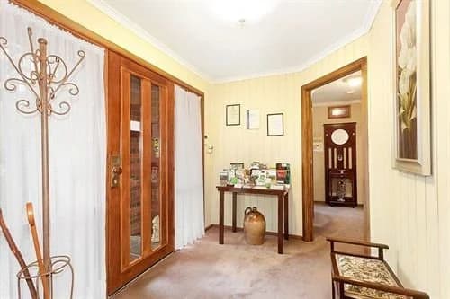 Holly Gate House - photo 8