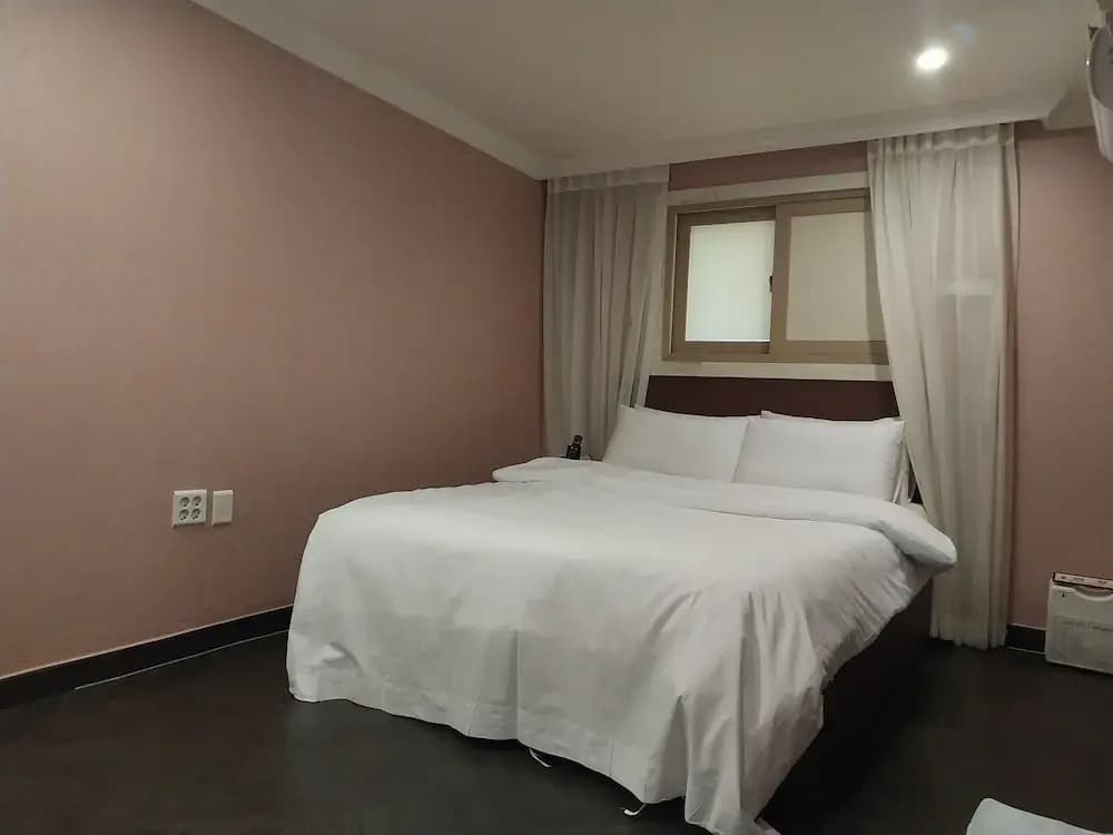 Film37.2 Hotel - photo 2