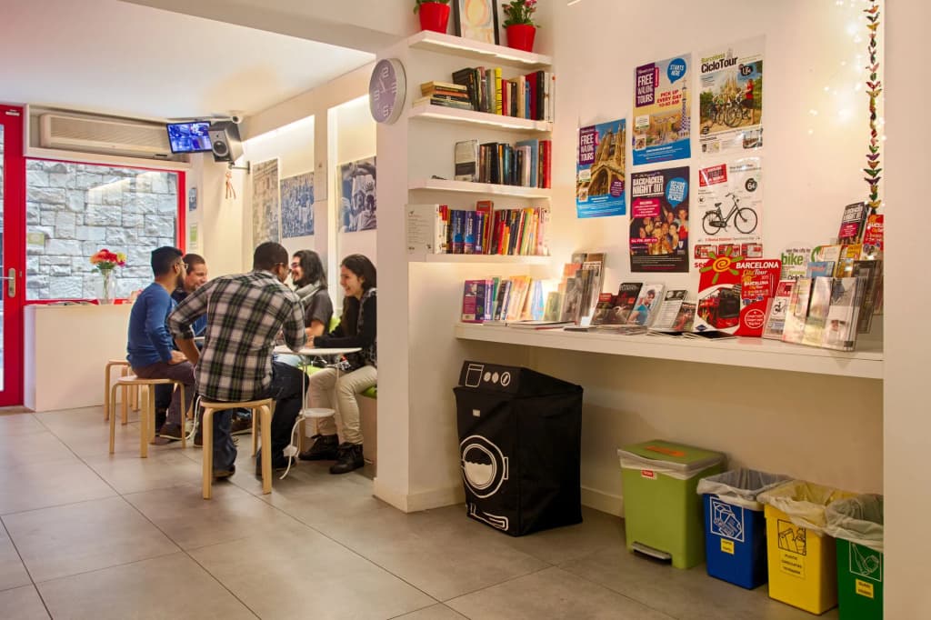 Itaca Hostel Barcelona - photo 22