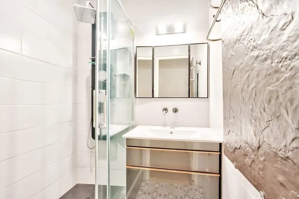 Apartment With Balcony Near Gare Montparnasse - photo 8