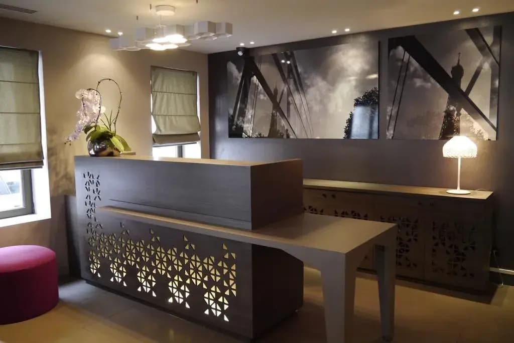 Hotel Eiffel Capitol - photo 2