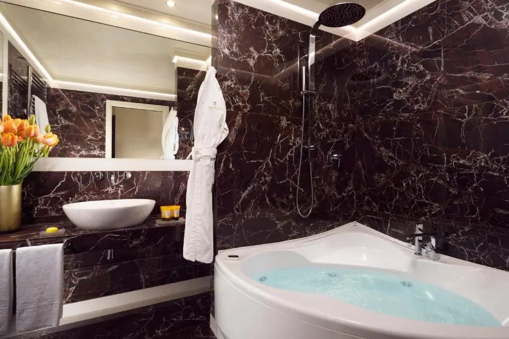 Ponte Vecchio Suites & Spa - photo 18
