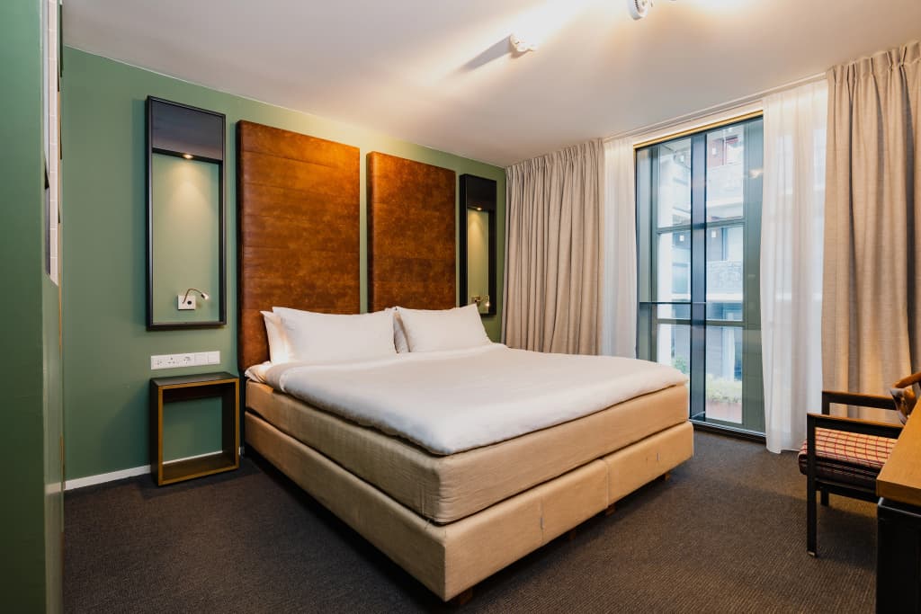 Hotel De Hallen - photo 1