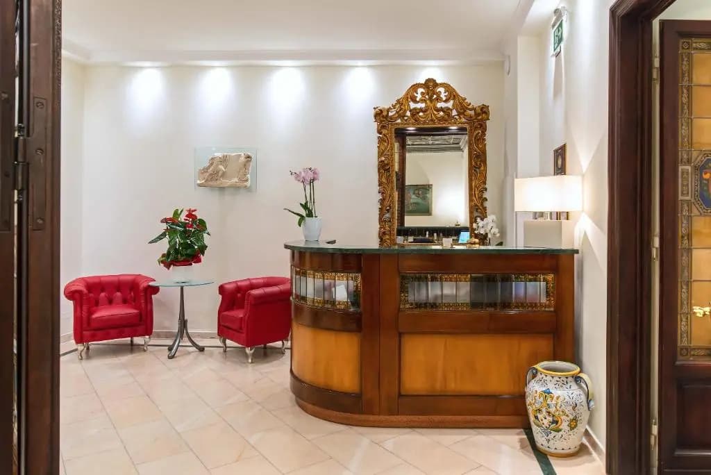 Hotel Accademia - photo 2