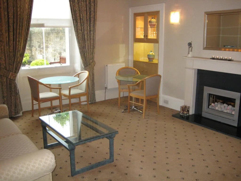 Kew House - photo 2