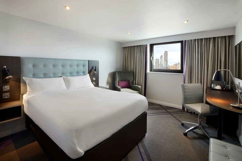Premier Inn London Hackney - photo 13