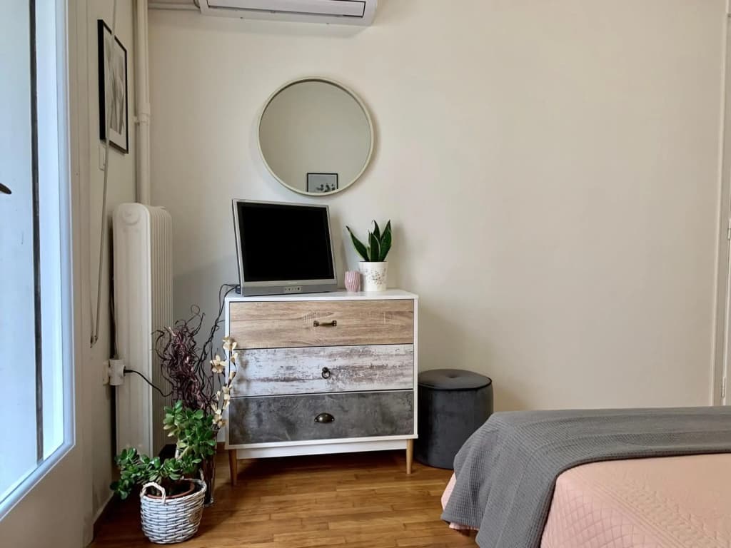 Nadia's apartment , Athens - photo 5