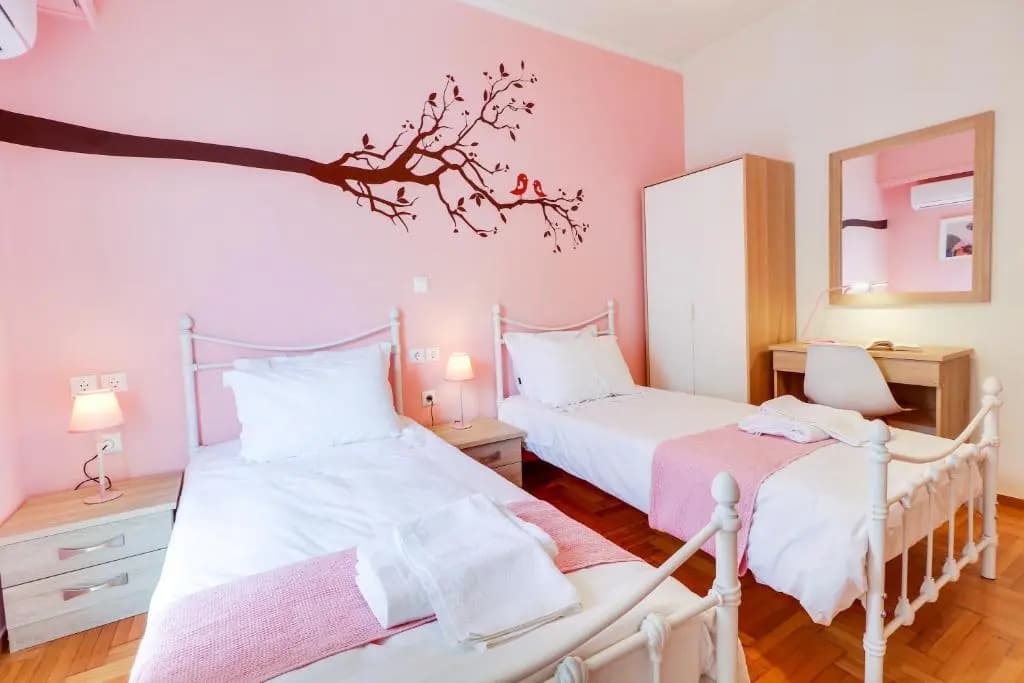 Spacious Central Flat☆3min to Metro☆AC|Netflix|PC - photo 6