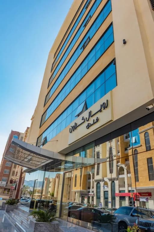Royal Crown Hotel - photo 40