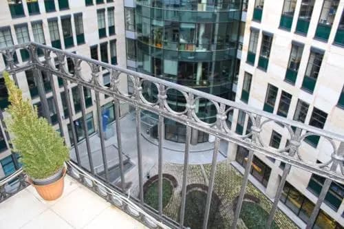 Free Parking- 2bdr Apartment in Wenceslas Square - photo 23