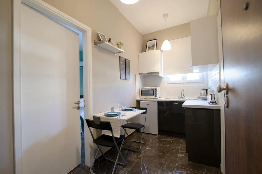 Smart renovated studio downtown Athens - photo 11