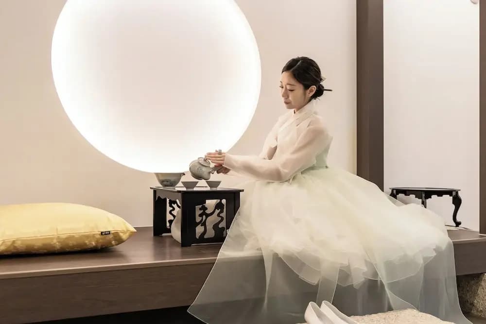 Yul Hotel - photo 1