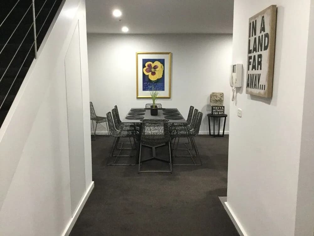 Sub Penthouse On Barkly Street - photo 9