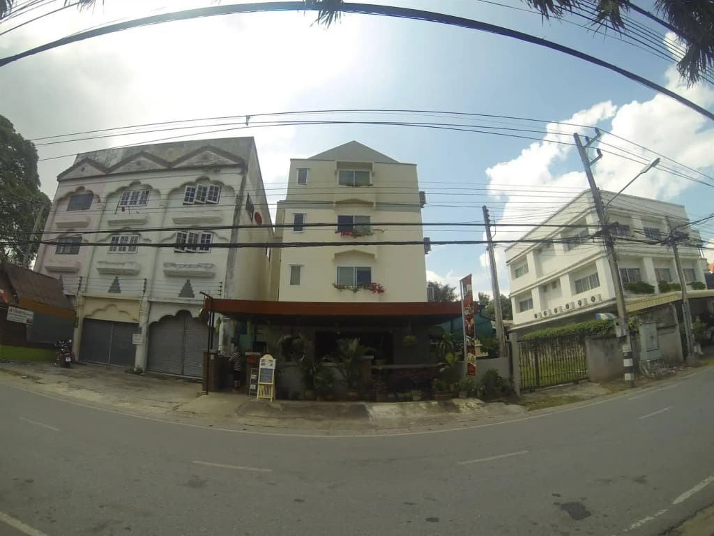 Oyo 304 Seven Suns Residence - photo 1