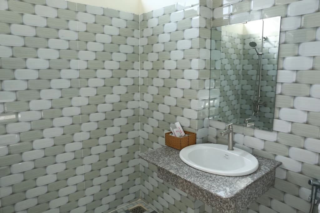 Lien Thong Hotel - photo 14