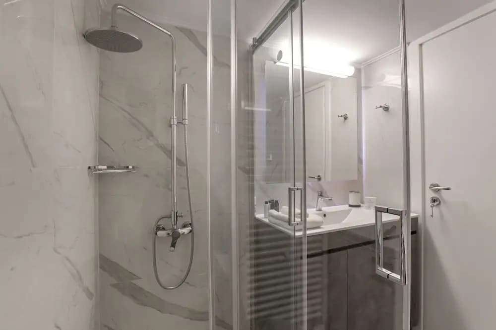 Beautiful apartment near Acropolis by GHH - photo 10