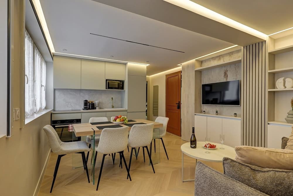 Sublime AC Apartment Eiffel Tower Champs de Mars - photo 17