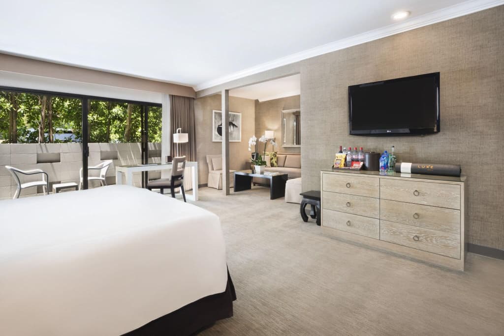 Luxe Sunset Boulevard Hotel - photo 5