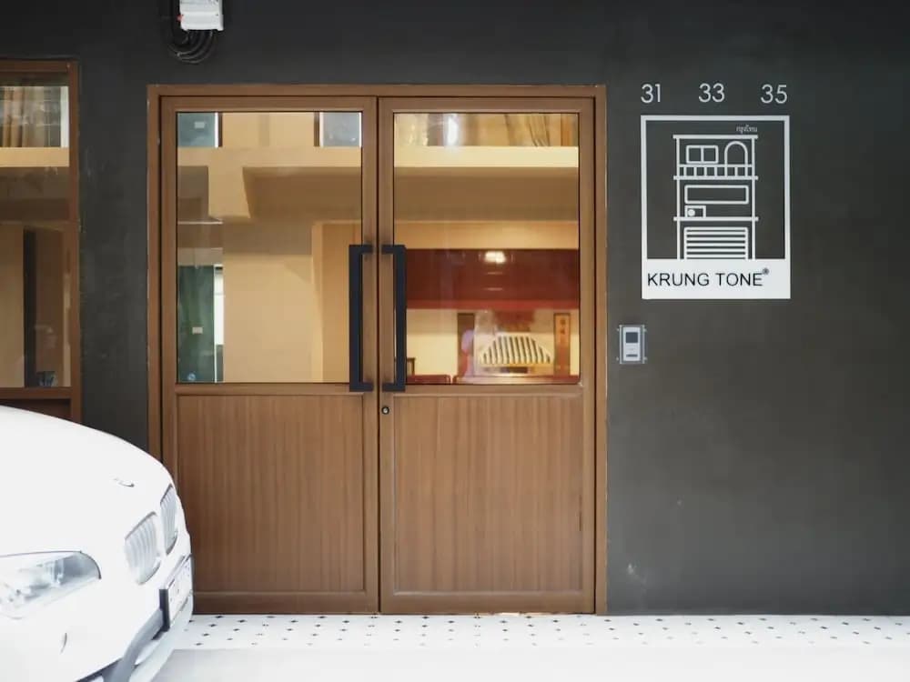 Krung Tone Hostel - photo 1
