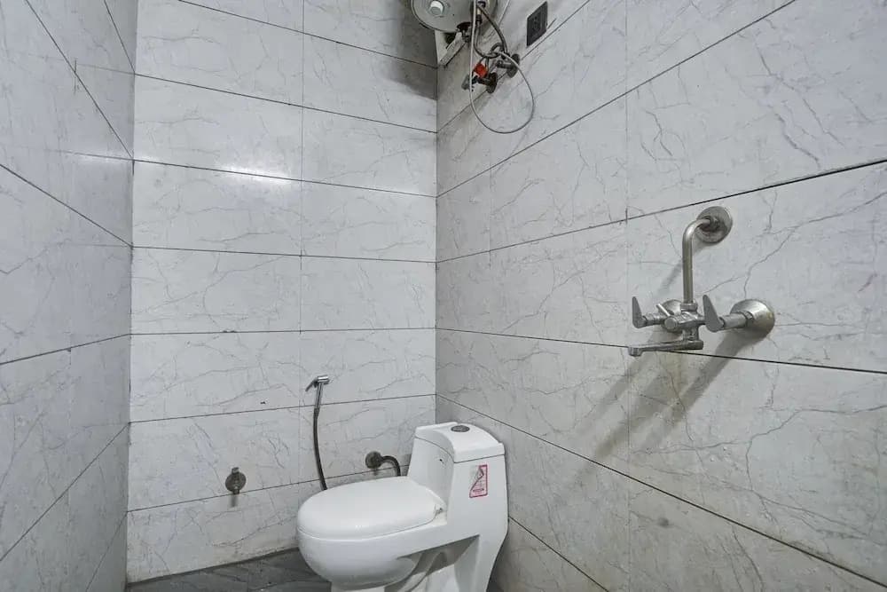 Hotel Twamev Couple Friendly Laxmi Nagar - photo 16