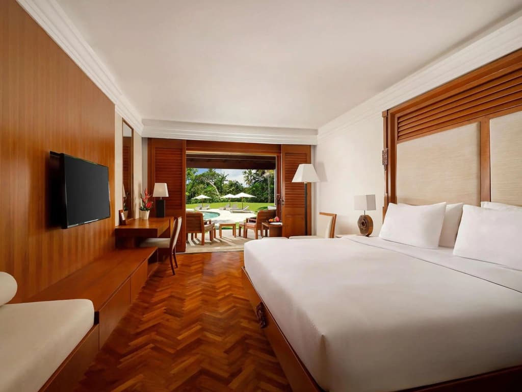 Nusa Dua Beach Hotel and Spa - photo 9