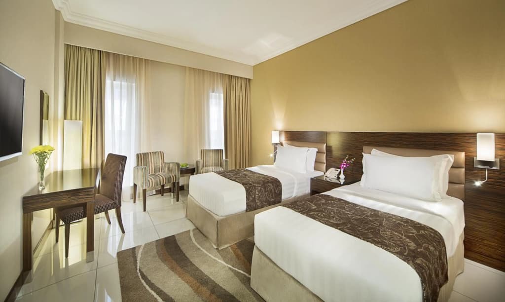 Gateway Hotel - photo 5