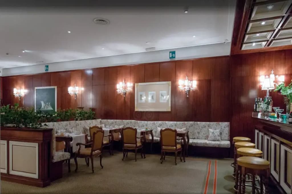 Hotel De La Ville - photo 25
