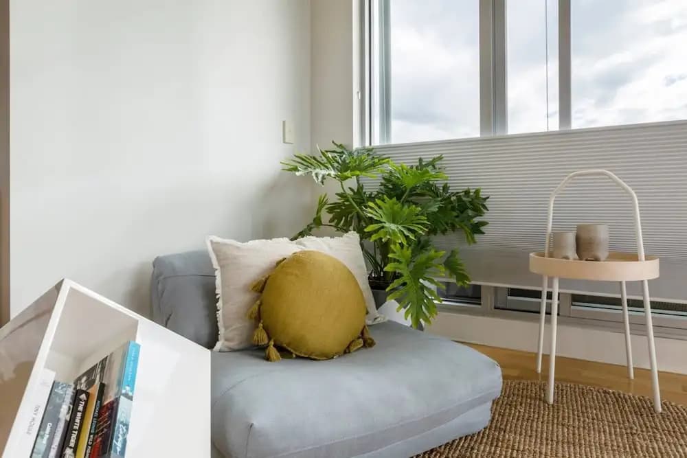 Stunning View 2-bed in Port Melbourne w/ Parking - photo 27