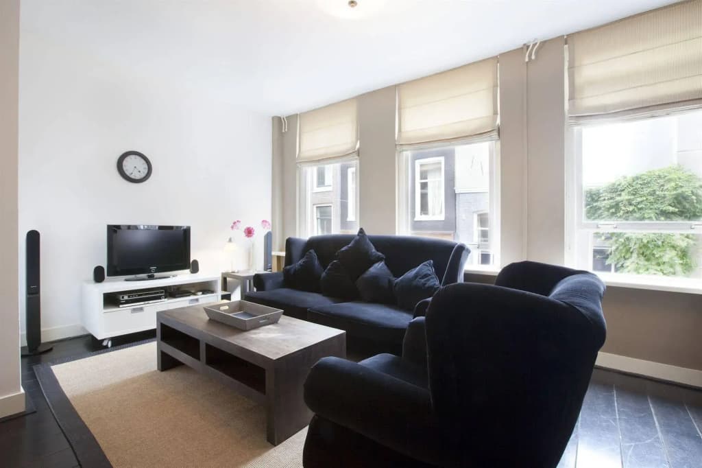Nine Streets Apartments - photo 4