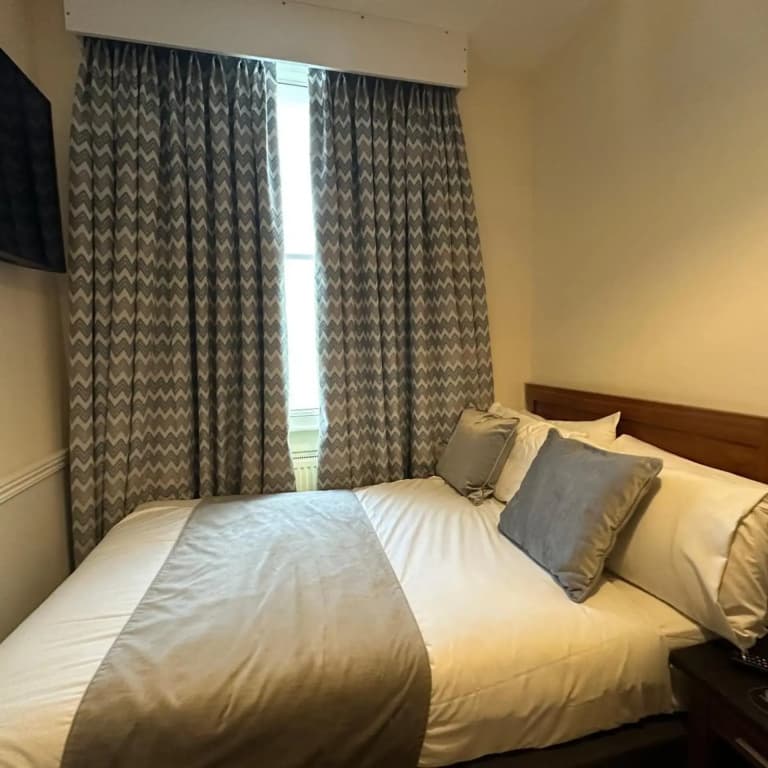 Hotel Cavendish - photo 17