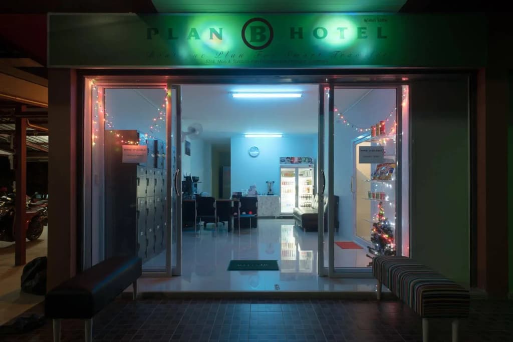 Plan B Hotel - Hostel - photo 15