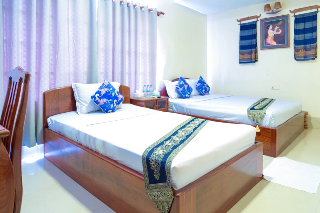 Siem Reap Riverside Hotel - photo 3