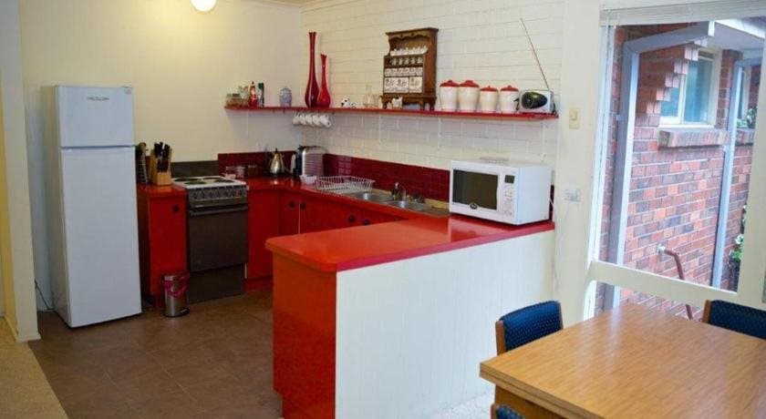 Yarra Glen Racecourse Apartments - photo 15