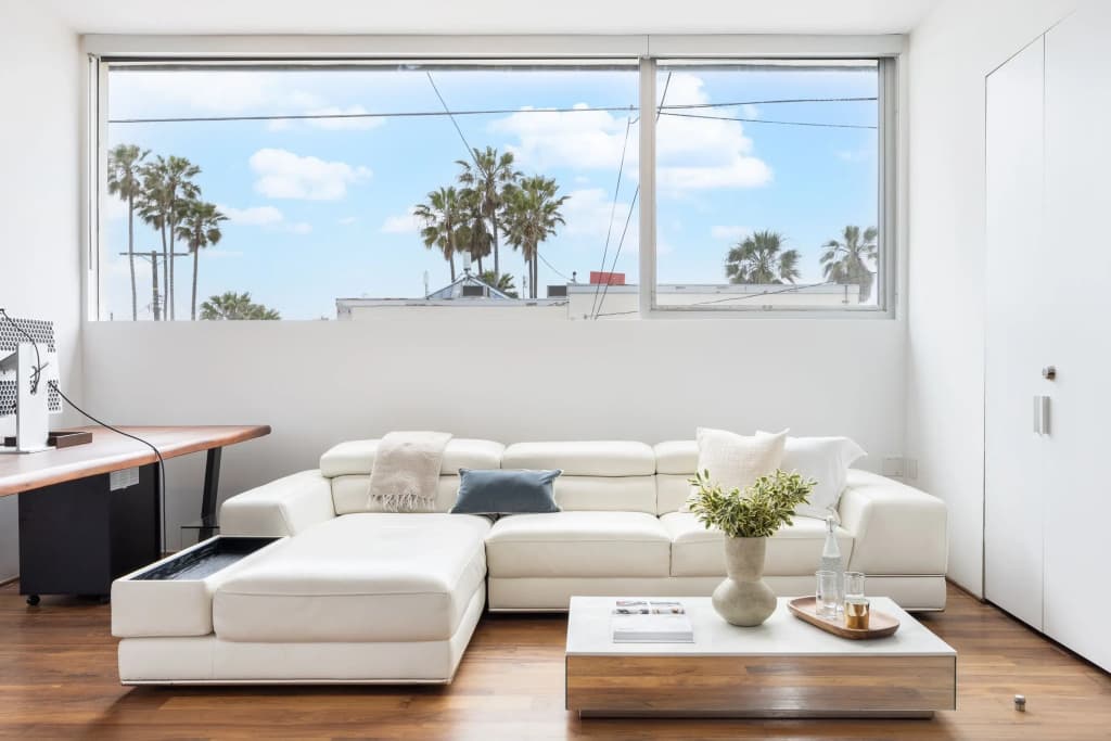 Venice View by Avantstay Walk to Venice Beach Rooftop, Ice Bath, Luxe Design - photo 18