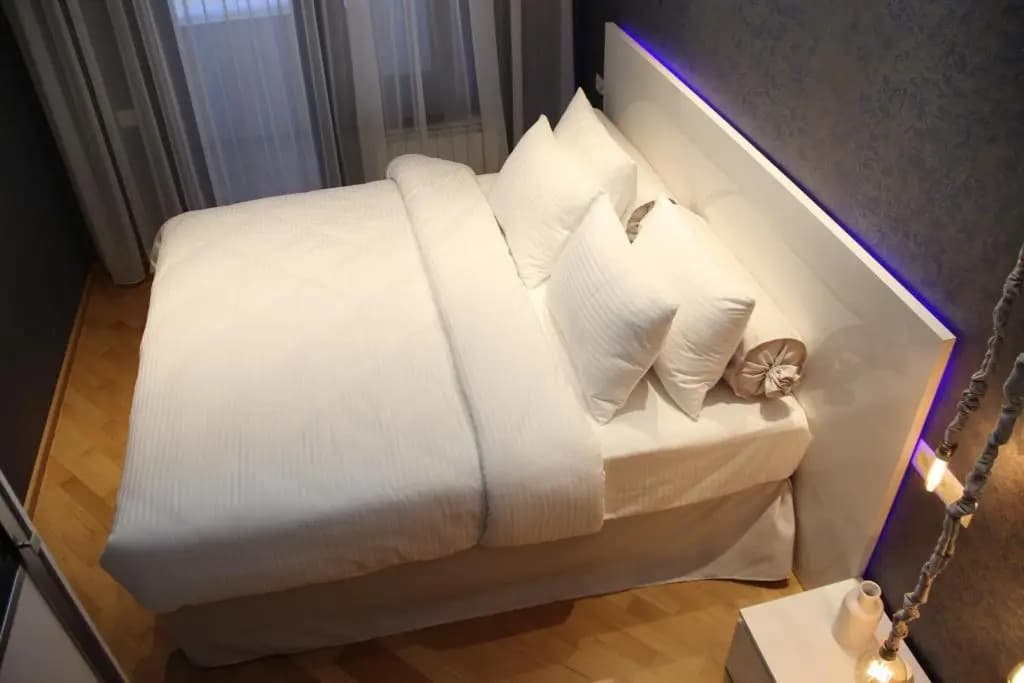 Shartava Deluxe Apartment - photo 3